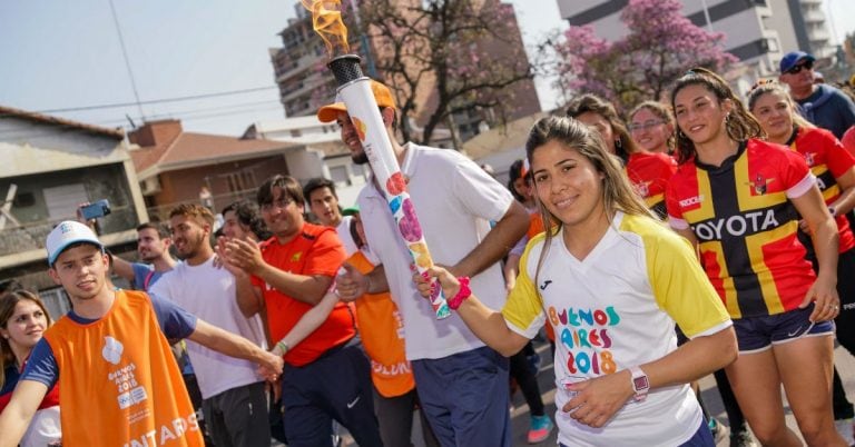 Reviví las imágenes del paso del Tour de la Antorcha por Tucumán.