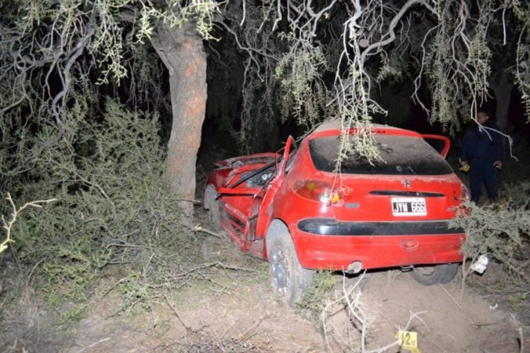 Carlos Andrés Acosta está grave tras chocar cerca de Quines. Foto: Policía de San Luis.