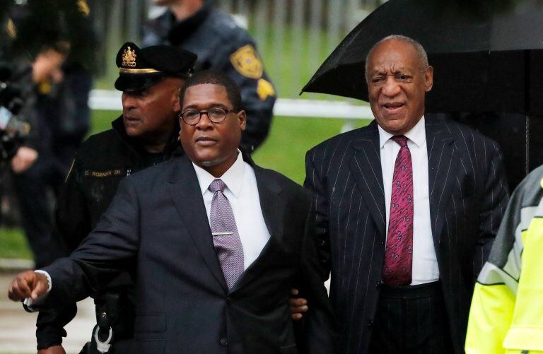 Bill Cosby llega para su audiencia de sentencia en el tribunal del condado de Montgomery (Foto: Brendan McDermid/ REUTERS)