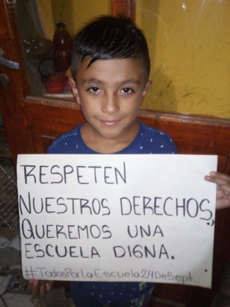 Los padres de la escuela sanjuanina empezaron una campaña en las redes sociales.