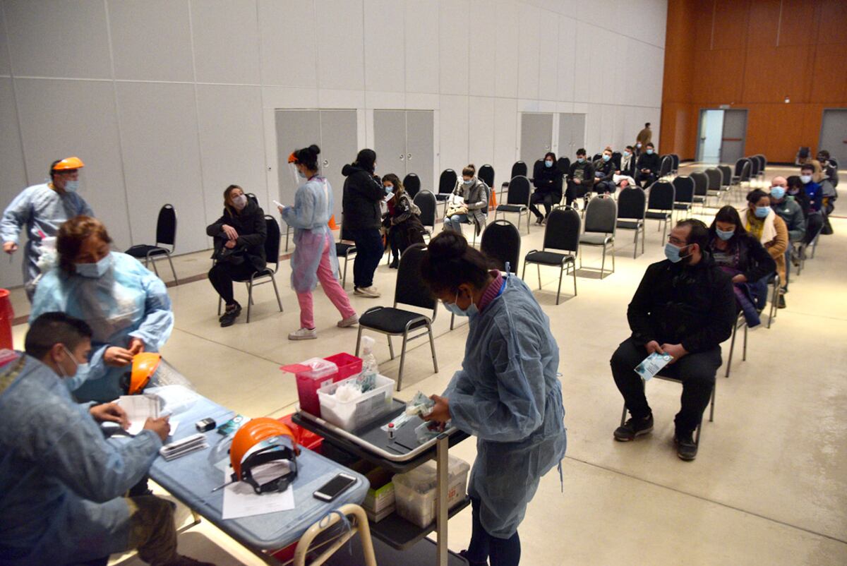 Vacunación en Córdoba: la provincia superó el 50% de su población total con ambas dosis colocadas