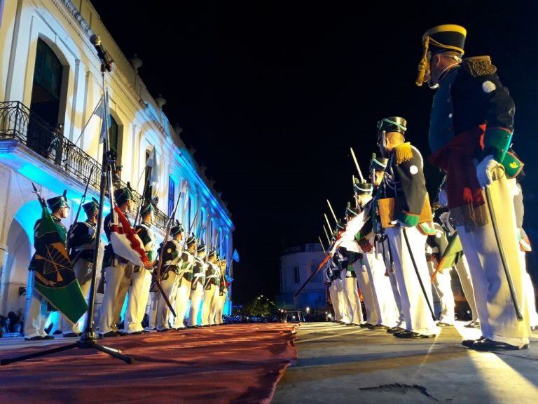 Los festejos del 25 de Mayo en la Plaza San Martín.