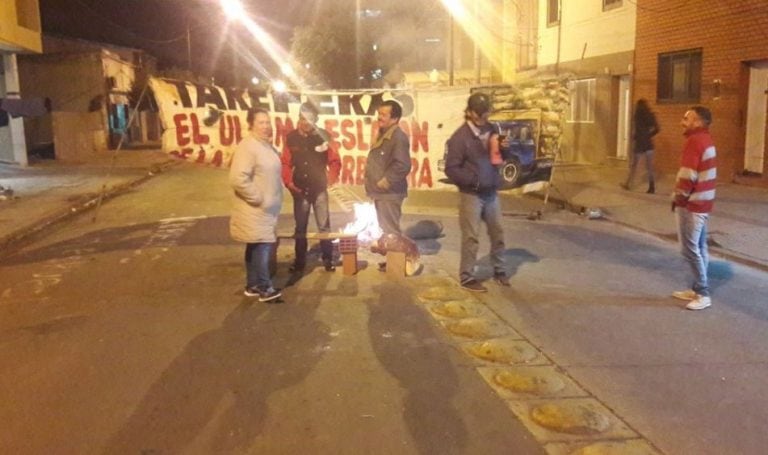 Un grupo de tareferos tomó la sede de Desarrollo Social en Posadas. (Foto: Twitter)