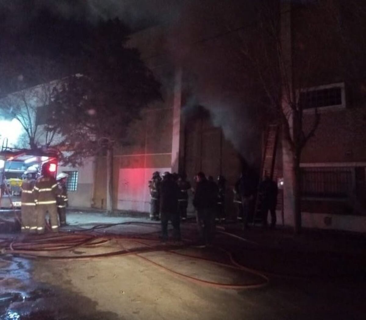 Incendio en una distribuidora de Trelew