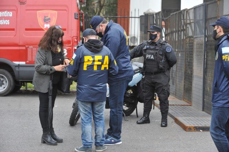 Se realizó la autopsia en la ex ESMA del cuerpo hallado en Villarino, provincia de Buenos Aires, que podría ser de Facundo Astudillo Castro. (Clarín)