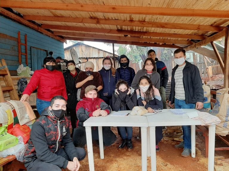 En San Pedro, un grupo de jóvenes ayuda a barrios carenciados en el contexto de pandemia