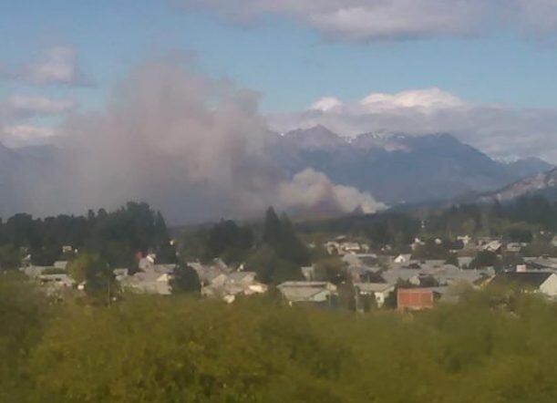 Incendio en aldea Escolar