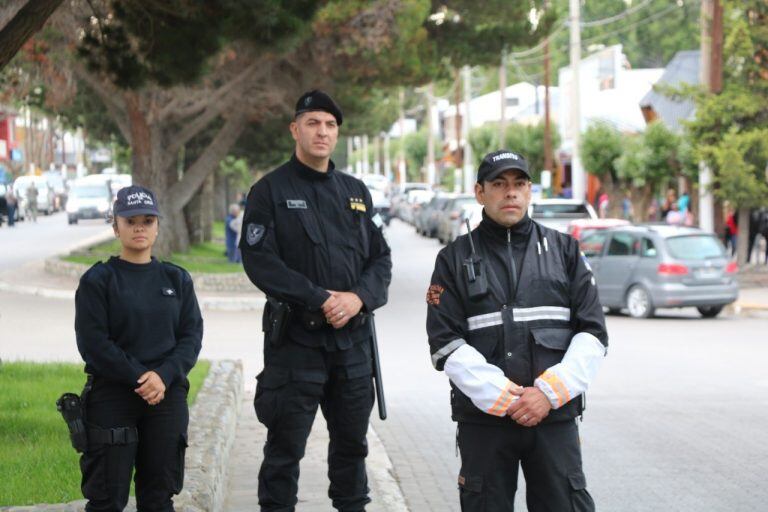 Esfuerzo mancomunado entre la direccion de tránsito de la municipalidad de El Calafate y la policia de la privincia