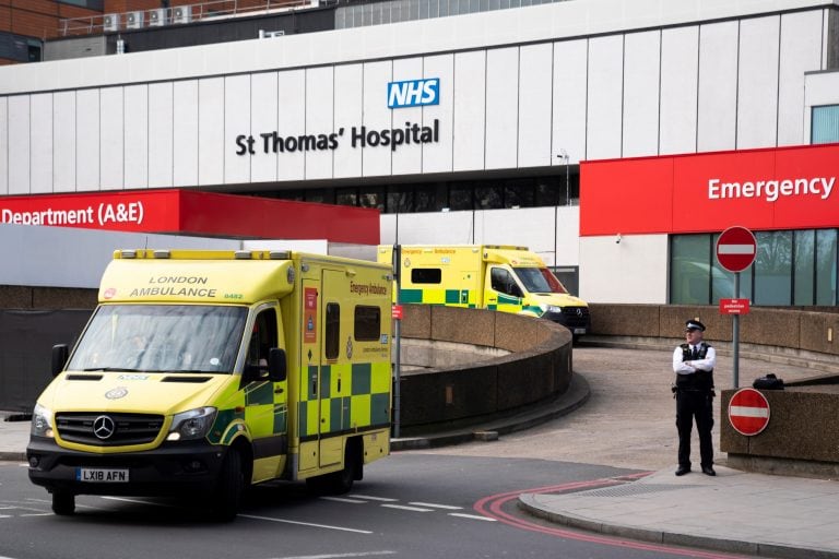  Hospital de Londres (Foto: Will Oliver/EFE/EPA)