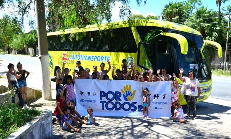 Por todos, un programa que une el barrio con la universidad pública.