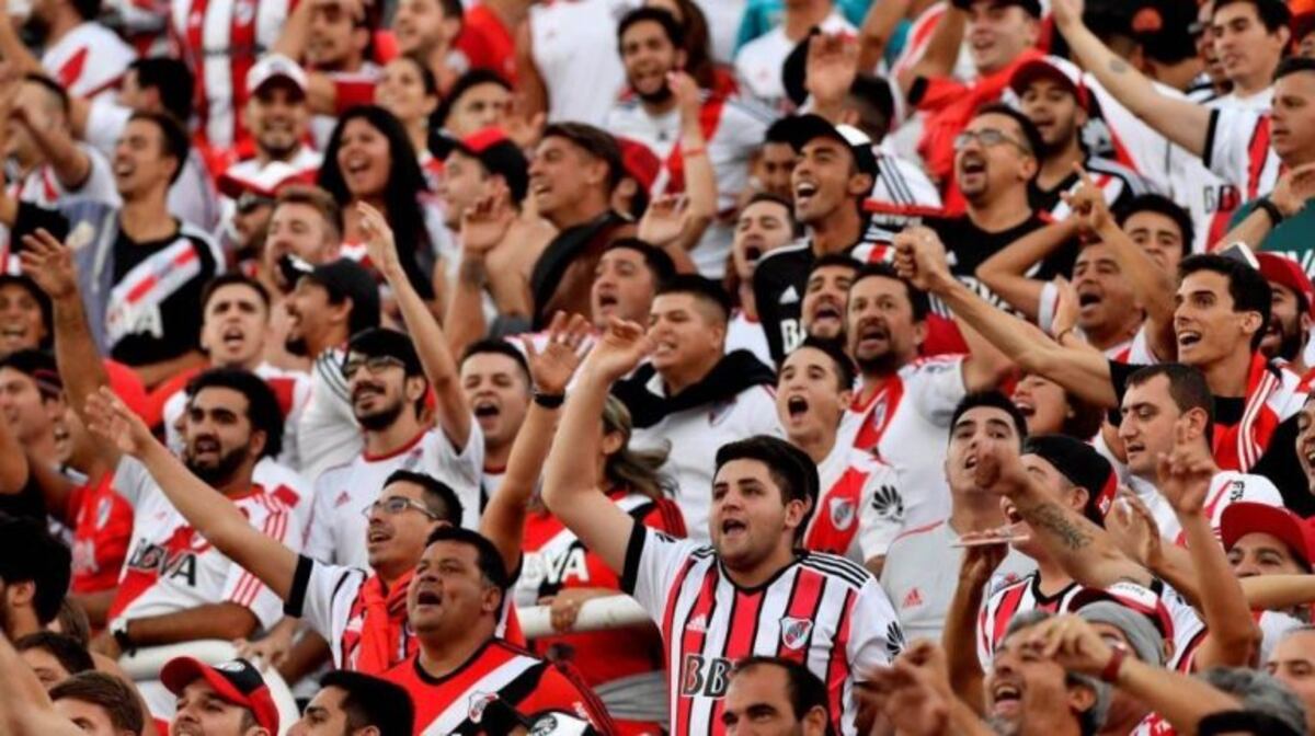 El Ministerio de Seguridad analiza no permitirle a los hinchas de River ir a partidos en la Provincia de Buenos Aires