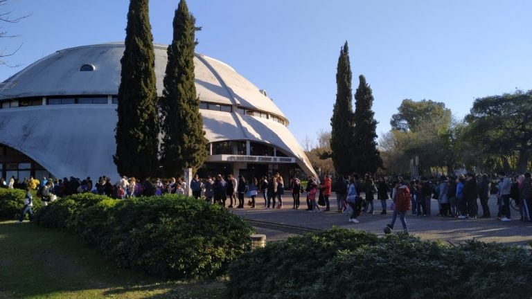 Cobertura especial del eclipse total de sol de Via Rosario. (Via Rosario)