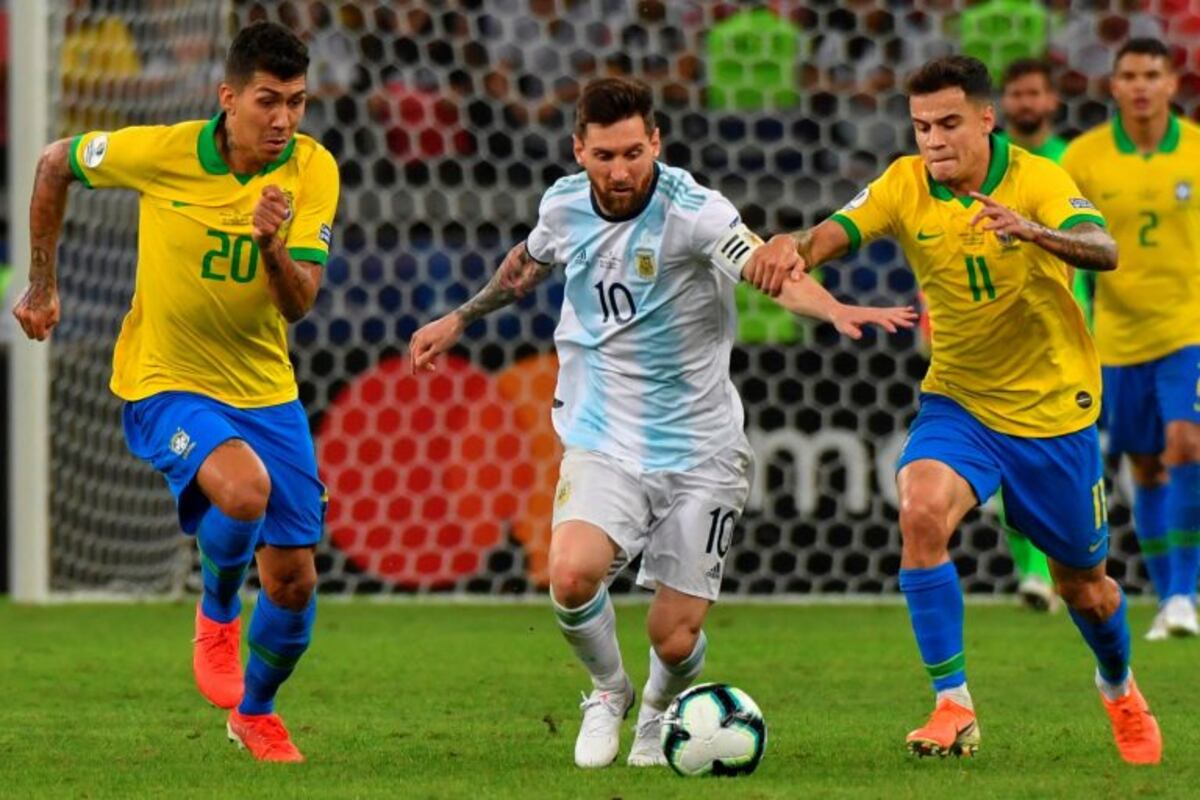 Roberto Ayala y la próxima fecha FIFA: "Esperamos poder contar con Messi"