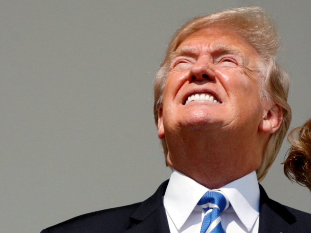 Cuáles son los riesgos de mirar directamente el eclipse sin protección