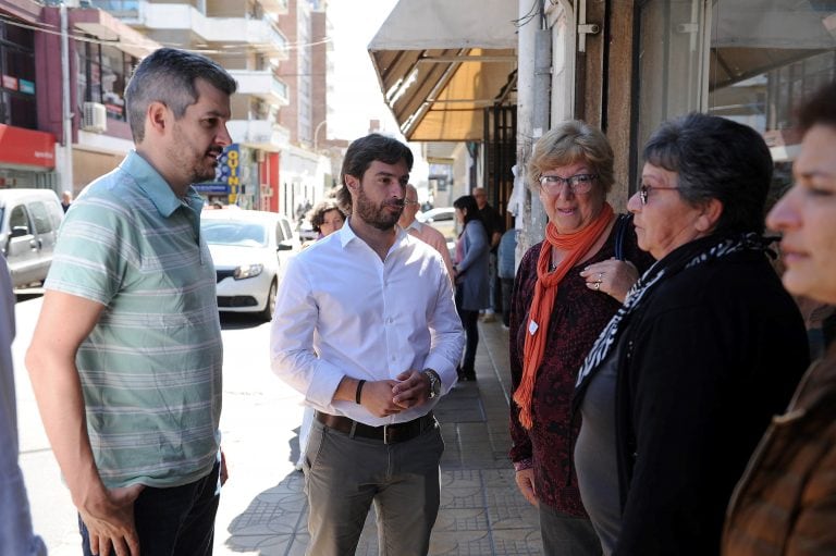 Federico Salvai junto a Marcos Peña