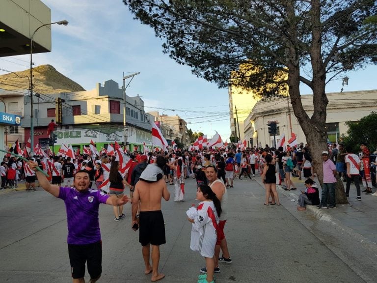 Festejos en Comodoro.  Fotos de Adolfo Morales