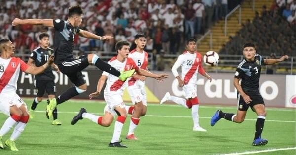 Argentina no pasó del cero ante Perú por la primera fecha del hexagonal final del Sudamericano Sub 17.