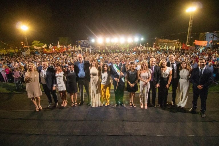 En un contexto de fiesta, Capitanich asumió su tercer mandato como gobernador