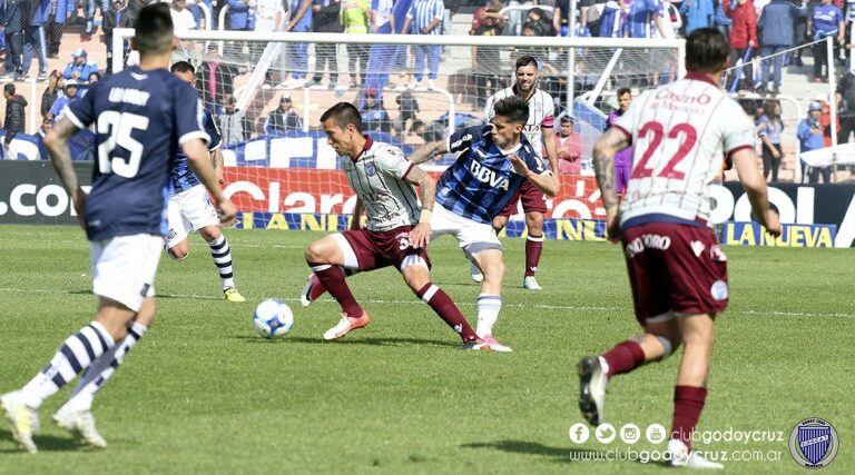 Fernando Godoy está en la mira del Benfica.