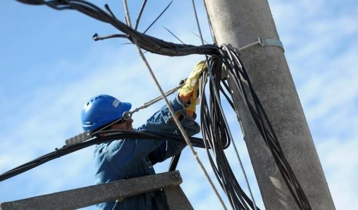 Amenazan con cortar la luz a los 600.000 habitantes de la provincia.