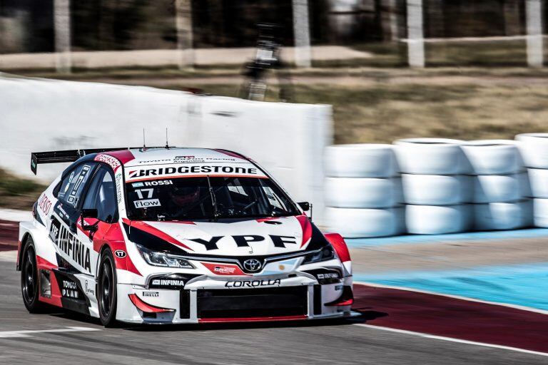 Rossi, vencedor con el Corolla número 17 del Toyota Gazoo Racing, estructura con sede en Córdoba.