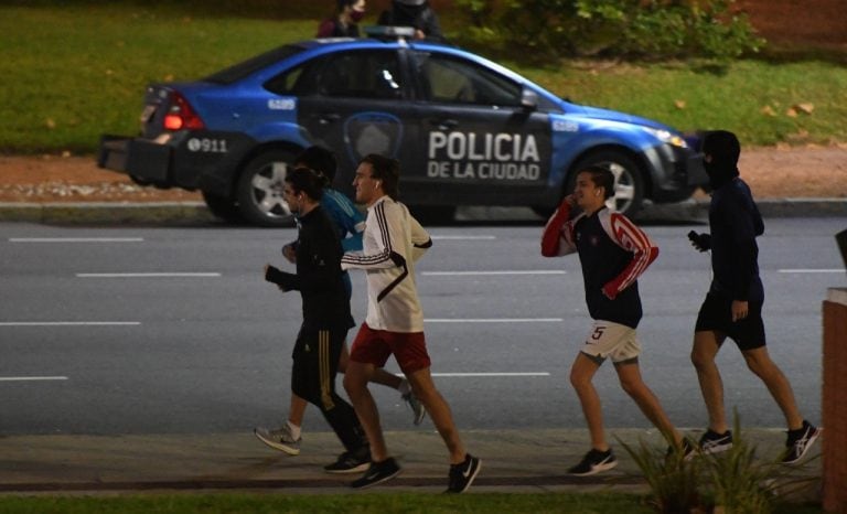 Ya se puede salir a correr en la Ciudad de Buenos Aires. (Foto: Clarín)