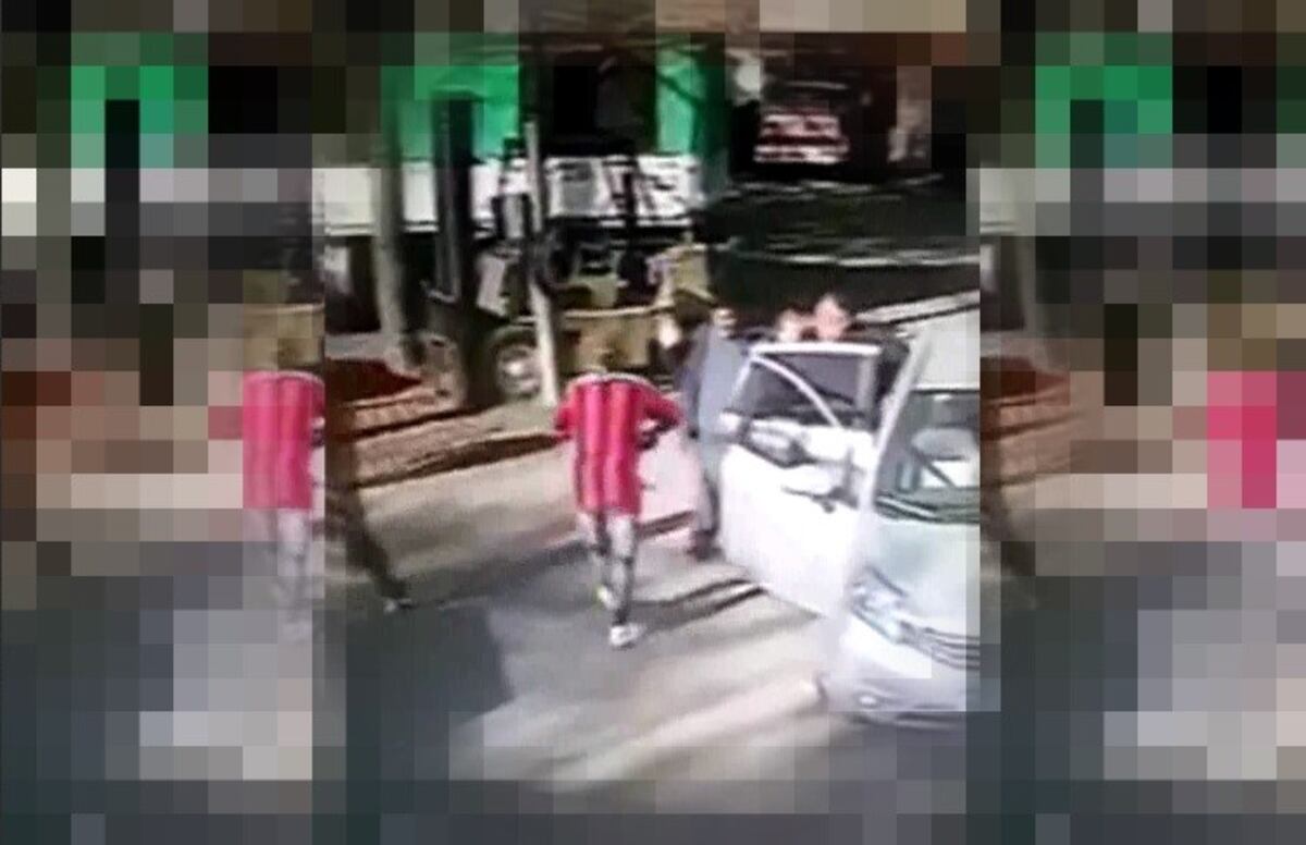 Una banda armada entró a una concesionaria de zona sur y secuestró a un gitano