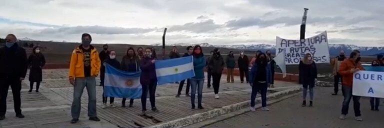 El Calafate se autoconvocó para pedir la reactivación del turismo.