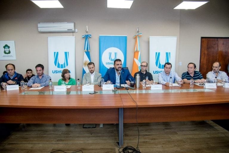 Prevenciones desde el Municipio de Ushuaia - Reuniones para garantizar el abastecimiento de la ciudad