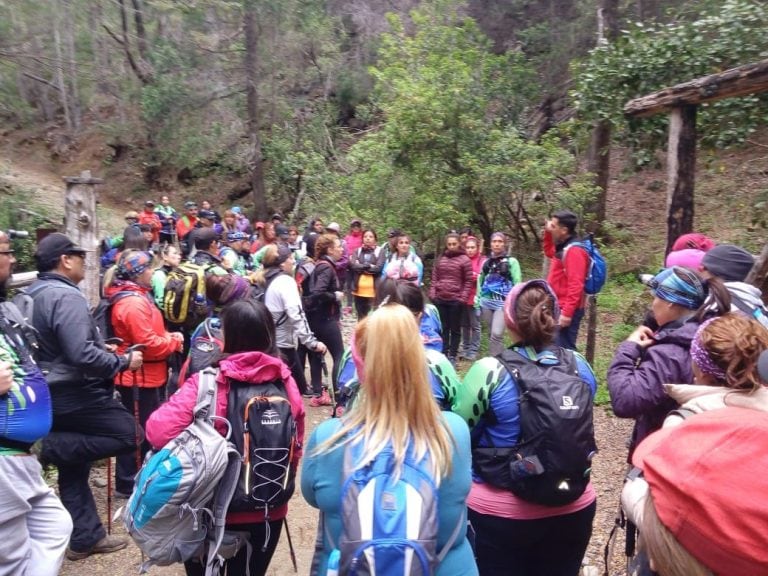 escuela trekking en el bolson