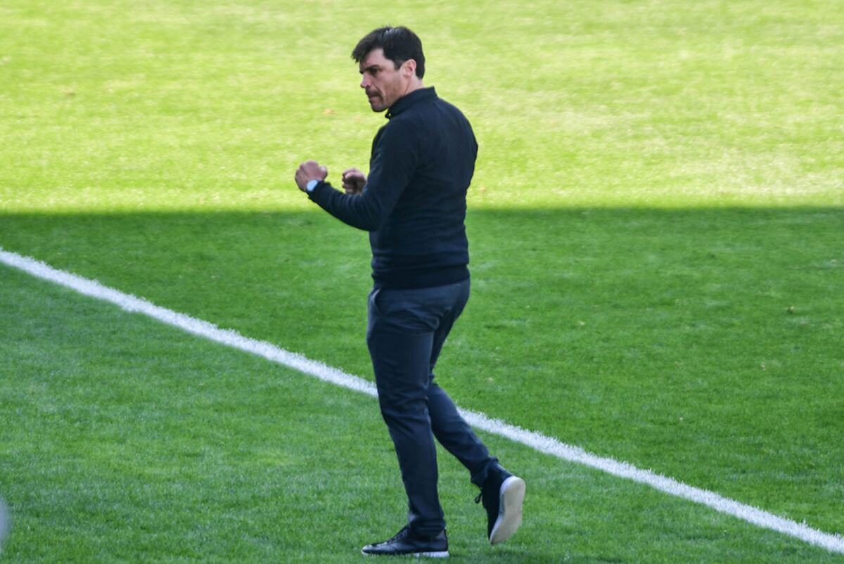 Alexander Medina sigue en silencio en Talleres, el equipo más intenso del fútbol argentino