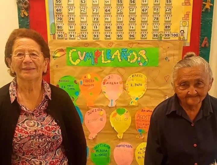 Las cordobesas aprenden a leer y escribir en un colegio de barrio Sacchi.