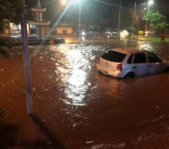 Graves consecuencias en Oberá tras el temporal que afectó a la región.