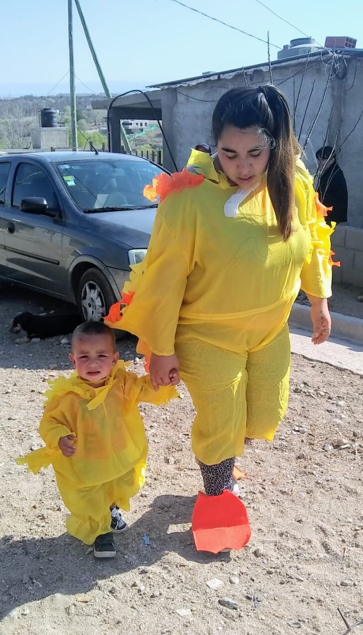 Coloridos, sonrientes, y de la mano de mamás voluntariosas, muchos disfrutaron de la jornada. (Foto: gentileza Cristian Abratte).