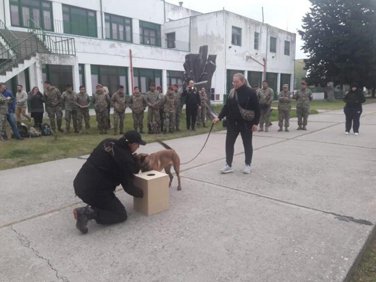 Seminario en Puerto Belgrano