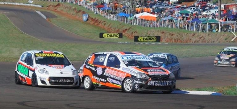 Jorge Possiel en Oberá, recuperando puestos desde el 24º al 9º lugar, antes de despistar cuando se bloqueó su auto. (Possiel Competición)