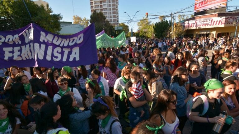 Día de la No Violencia contra la Mujer. Gentileza: diario Río Negro.