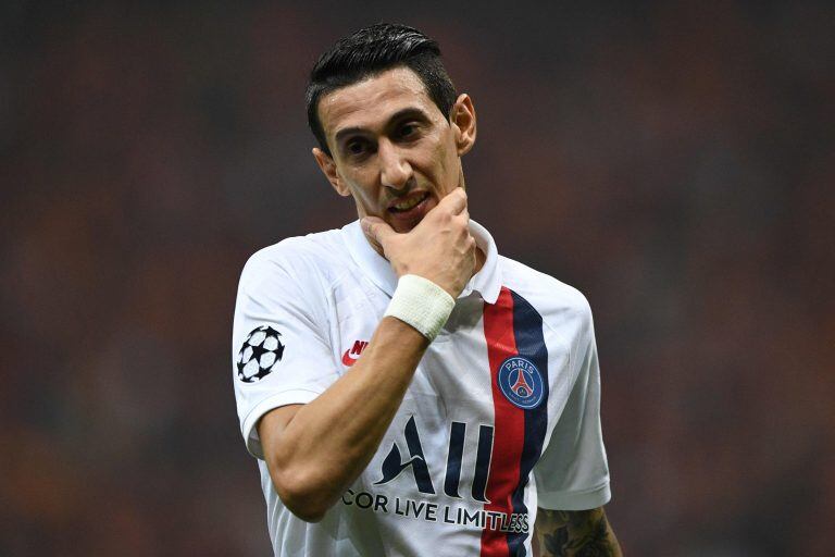 Di María confesó que llegó a llorar por Messi  (Photo by Bulent Kilic / AFP)