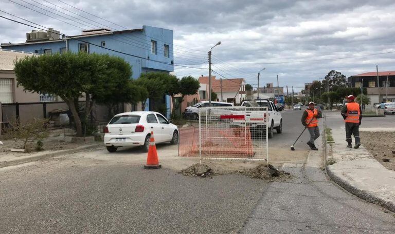 Las obras de bacheo son las más demandadas.