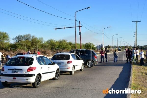 Vecinos se manifestaron por los problemas de inseguridad.