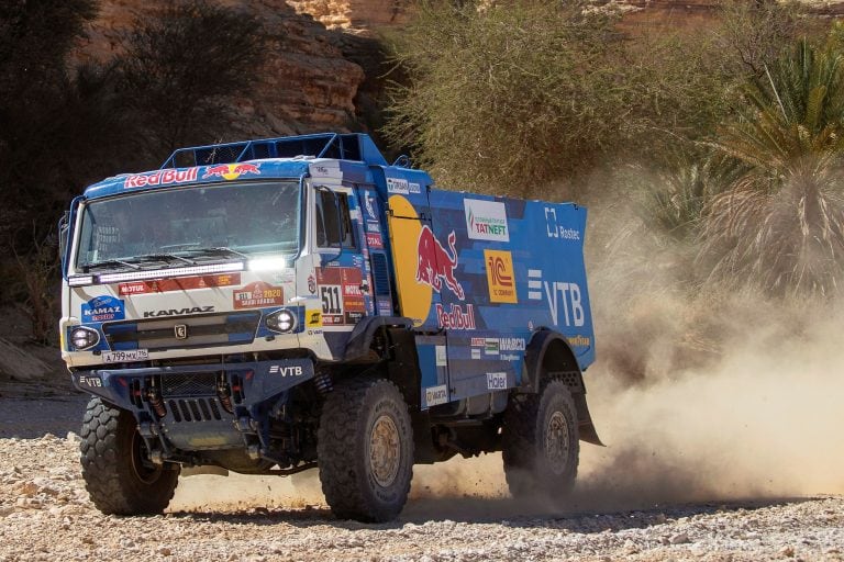 Andrey Karginov, al volante del Kamaz que está dominando su categoría.