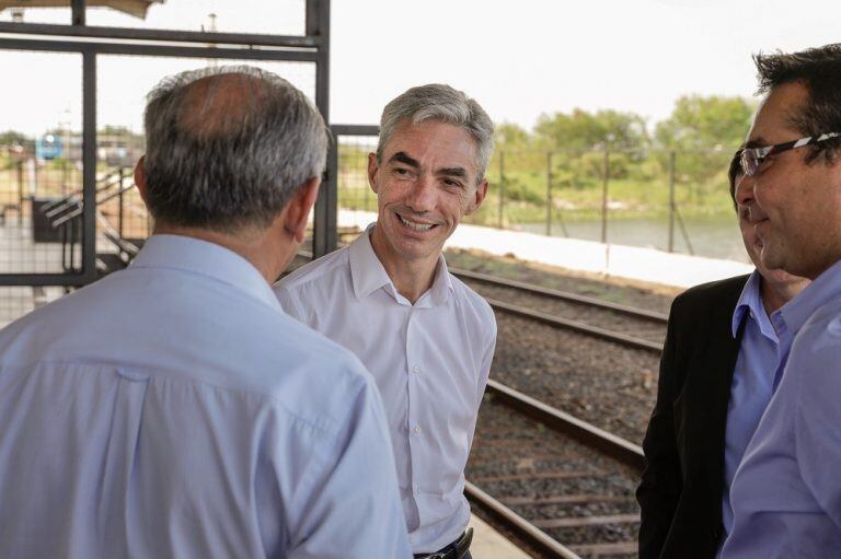 El tren metropolitano de Posadas a Garupá (sumando luego a Apostoles) es posible y tendrá apoyo de la Nación, dijo el ministro de Transporte nacional, Mario Meoni. (Misiones Online)