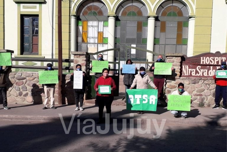 El "ruidazo" también se hizo sentir en el interior, como fue el caso del hospital de la ciudad de El Carmen.