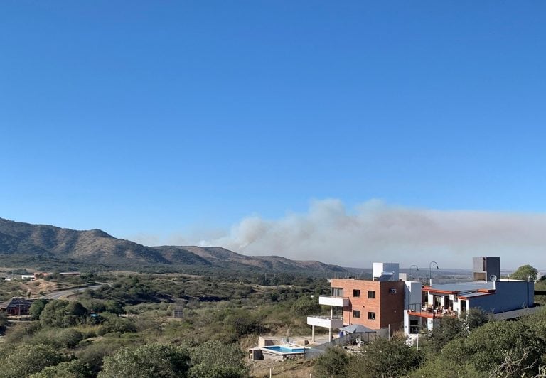 Se produce un incendio en las sierras de Punilla entre el km 22 y 23.