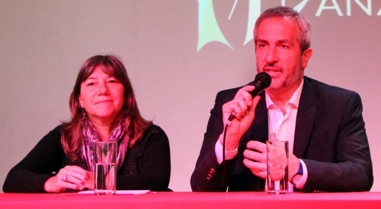 Gutiérrez y Rodríguez Bárcena destacaron la dinámica del Cine Teatro Municipal "Select" y resaltaron que "los vecinos de la ciudad se apropiaron de este espacio".