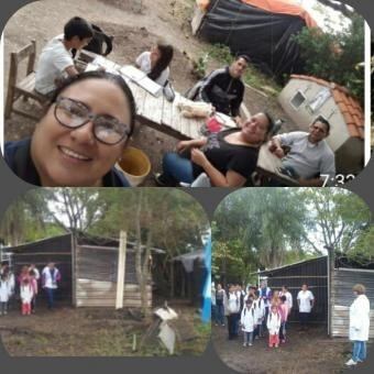 Los docentes hacen un largo viaje en lancha para ir y volver todos los días a la isla. (Foto: Colaboración)