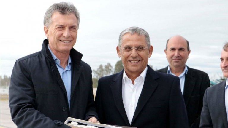 Pechi y Macri durante un acto de gobierno (web).