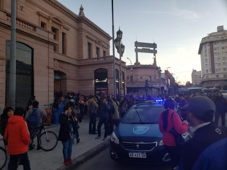 Nueva amenaza de bomba en la Estación Constitución.