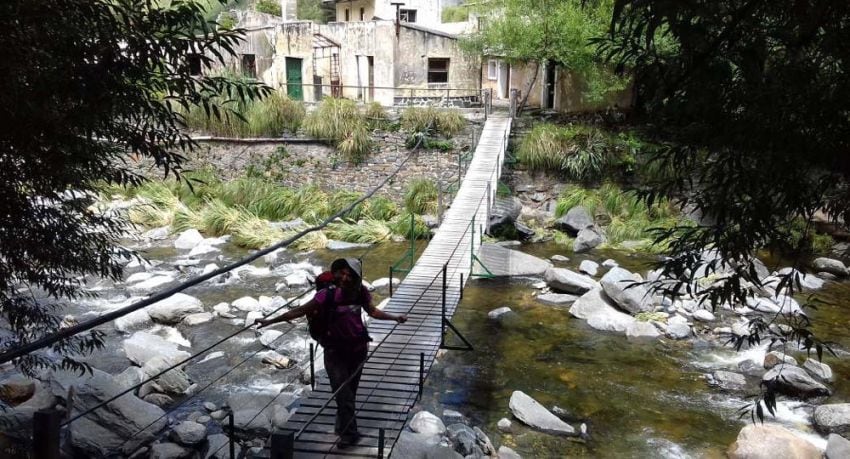 Perdido en la montaña en Córdoba: trekking a Pueblo Escondido