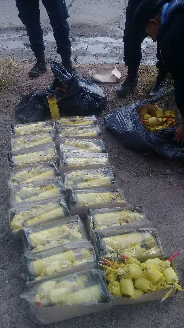 Los elementos secuestrados por la Policia.